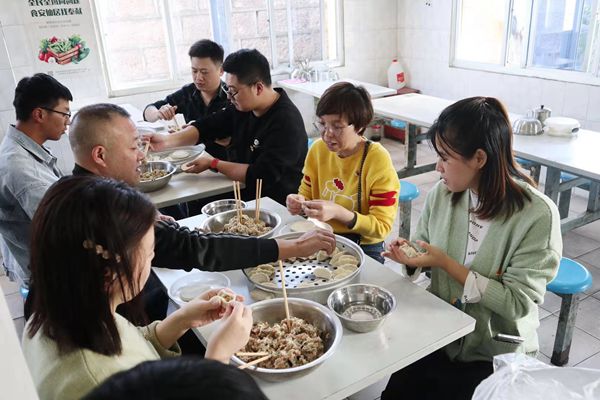包饺子2.jpg